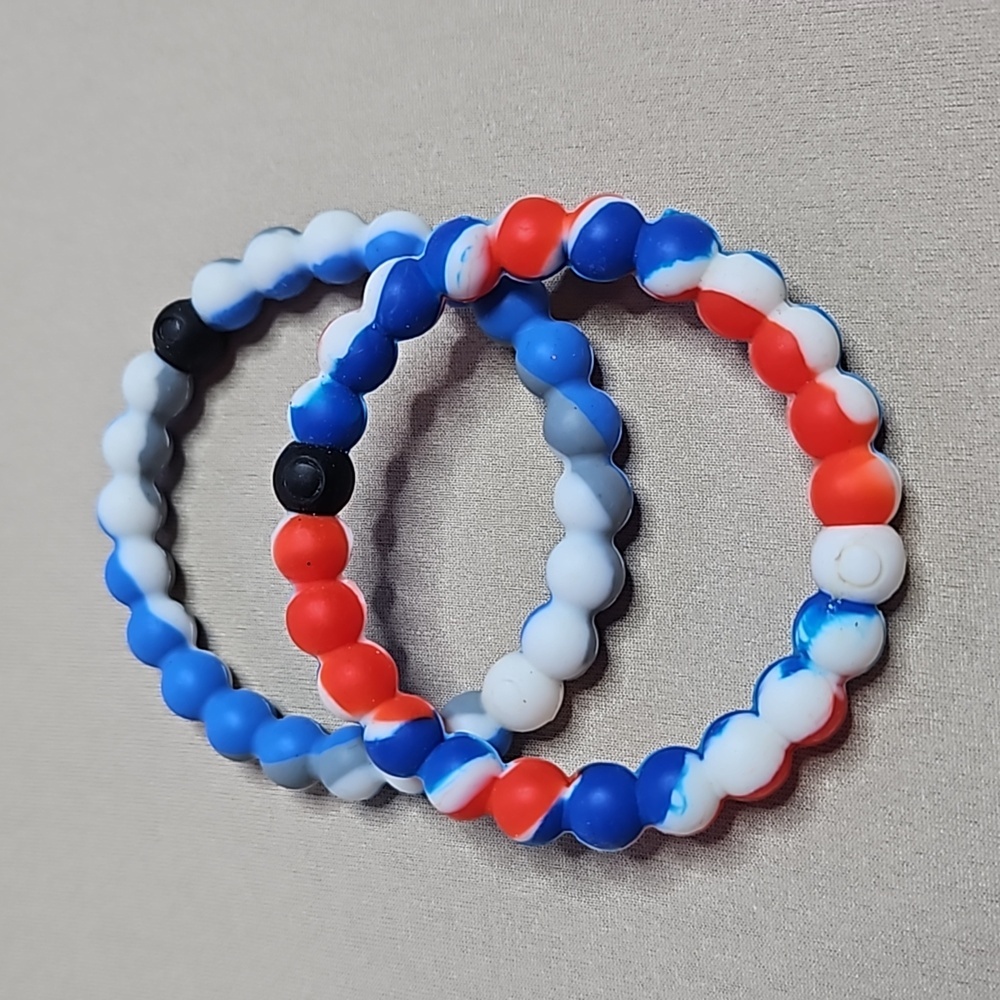 LOKAI SET OF BRACLETS MULTI COLOR MARBLED HUES OF BLUE